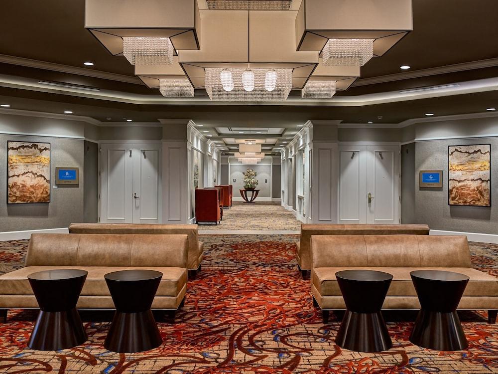 The Hotel At Auburn University Екстериор снимка